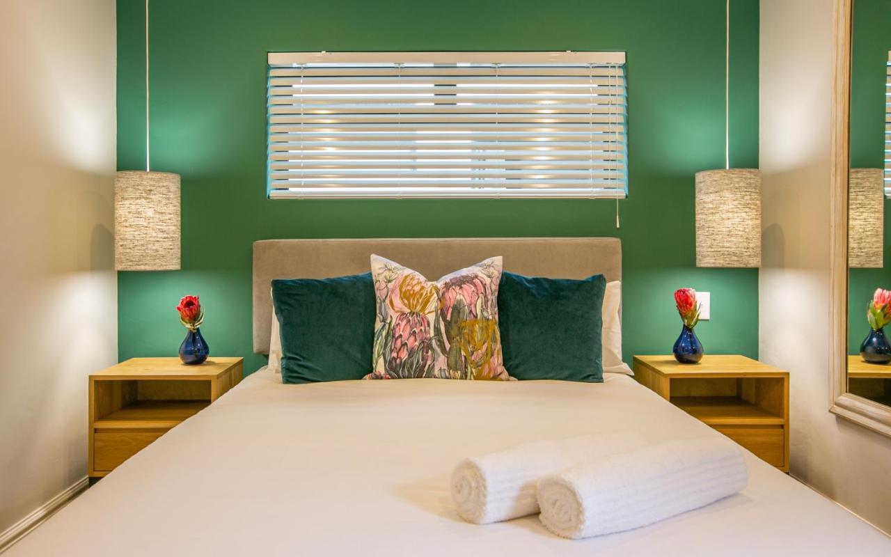 Hout & About Guest House Hout Bay Ngoại thất bức ảnh