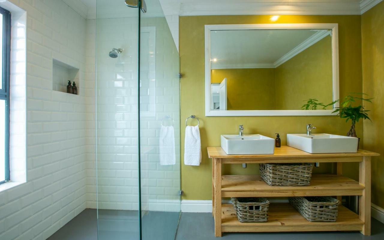 Hout & About Guest House Hout Bay Ngoại thất bức ảnh