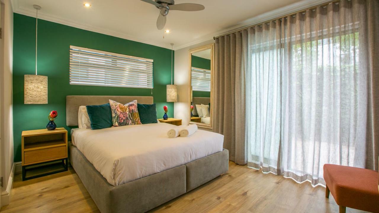 Hout & About Guest House Hout Bay Ngoại thất bức ảnh